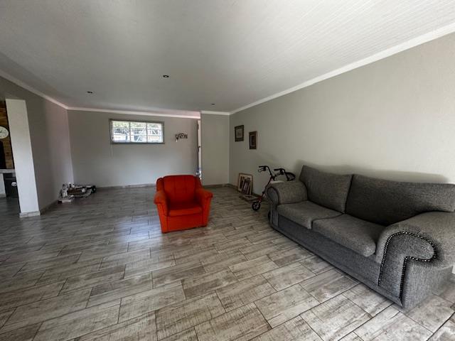 3 Bedroom Property for Sale in Pentagon Park Free State